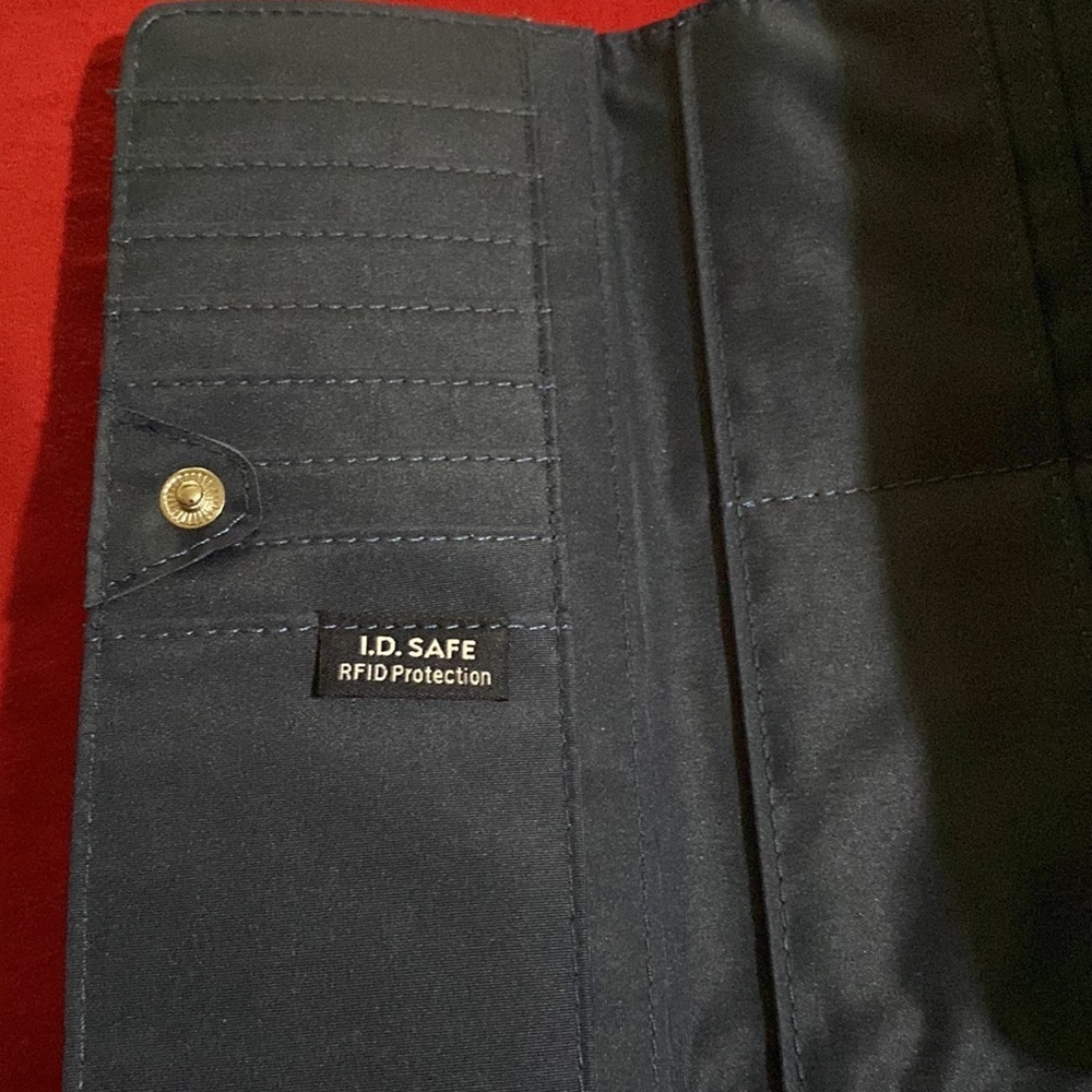 NWT 🔥 Náutica wallet - Picture 10 of 11